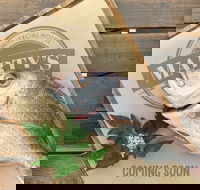 Marty's at The Commercial Hotel - Tourism Hervey Bay