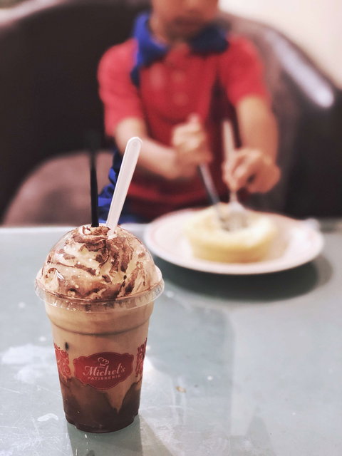 Michel's Patisserie East Victoria Park - East Victoria Park - Tourism Hervey Bay 0