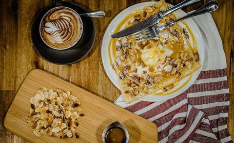 Bellas Cafe & Licensed Italian Restaurant - Tourism Hervey Bay 0