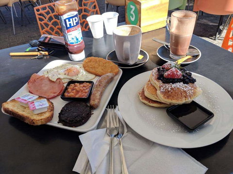 Chippy's Fish Cafe - Jindalee - Tourism Hervey Bay 0