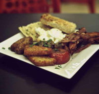 Vee's Cafe - Tourism Hervey Bay