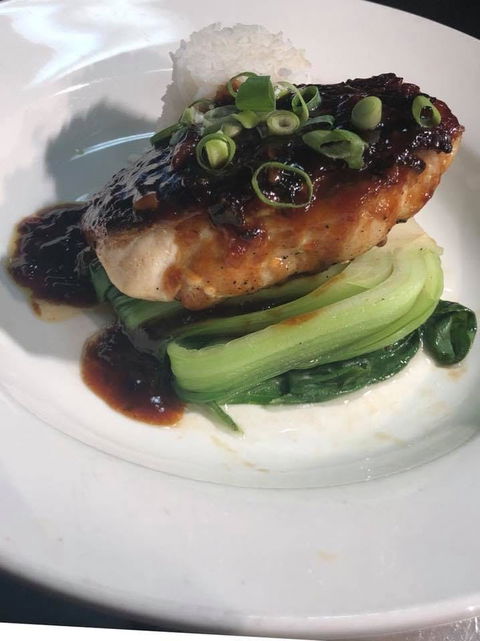 The Swansea Hotel - Tourism Hervey Bay 0