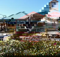 Mogo Pies - Tourism Hervey Bay