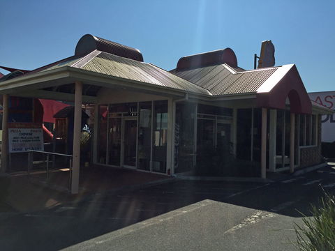 Monbulk Charcoal Chicken - Hervey Bay Accommodation 0