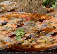 Alex's Pizza - Tourism Hervey Bay