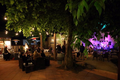 The Delatite Hotel - Hervey Bay Accommodation 2