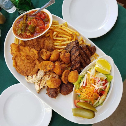 Cafe Gundel - Hervey Bay Accommodation 0
