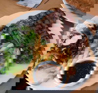 Courtyard Bistro - Uncle Buck's Hotel - Hervey Bay Accommodation