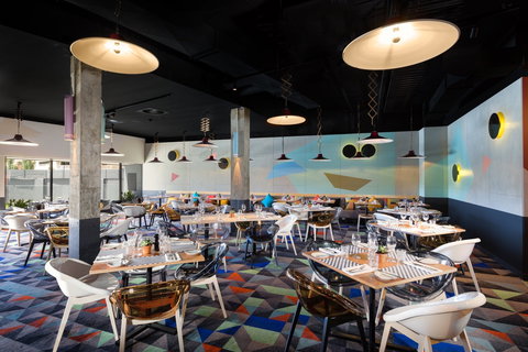 Roadhouse Bar And Grill - Tourism Hervey Bay 1