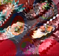 Thai and Rani - Hervey Bay Accommodation