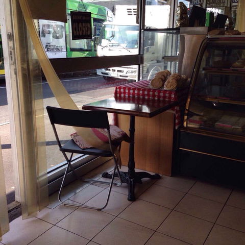 MJ Select Bakery - Tourism Hervey Bay 0
