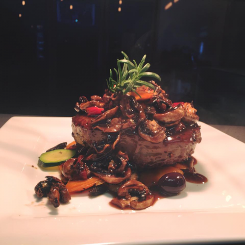 Alfresco Pizzeria & Wine Bar - Tourism Hervey Bay 4