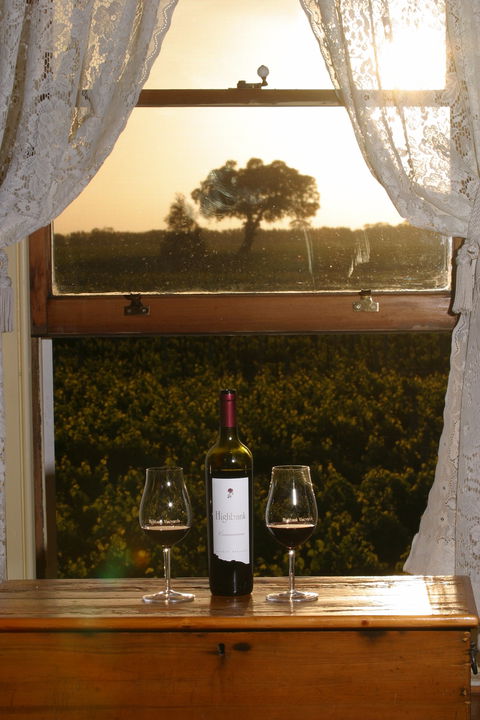 Highbank Vineyards - Hervey Bay Accommodation 1