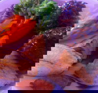 Royal George Hotel - Hervey Bay Accommodation