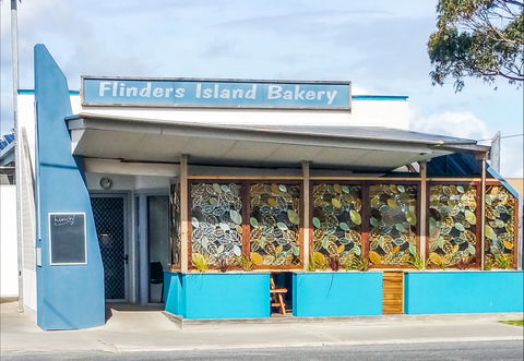 Flinders Island Bakery - Tourism Hervey Bay 2
