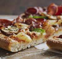 Domino's - Karawara - Hervey Bay Accommodation