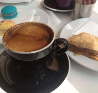 Strawberry Thief Patisserie - Hervey Bay Accommodation