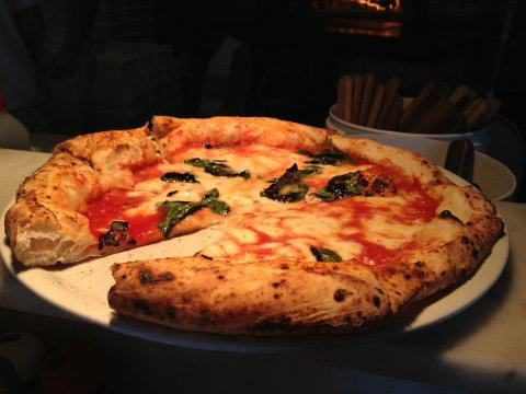 Via Napoli Pizzeria - Hunters Hill - Hervey Bay Accommodation 0
