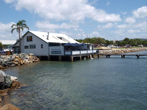 The Boatshed: Batemans Bay - Hervey Bay Accommodation 0