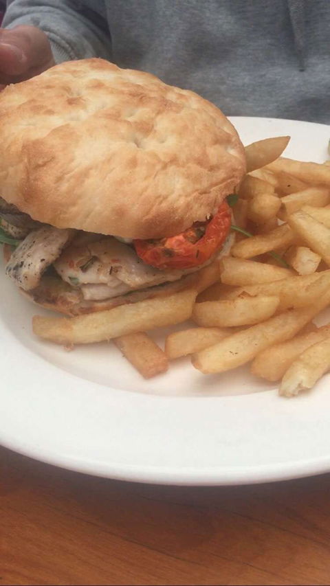 The Berry Hotel - Hervey Bay Accommodation 0