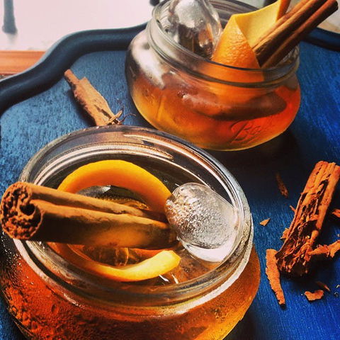 Donny's Bar - Hervey Bay Accommodation 0