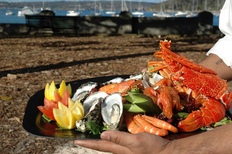 Bottom Of The Harbour - Tourism Hervey Bay 0