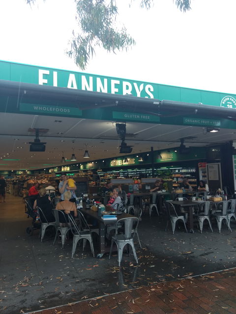 Flannery's - Tourism Hervey Bay 0