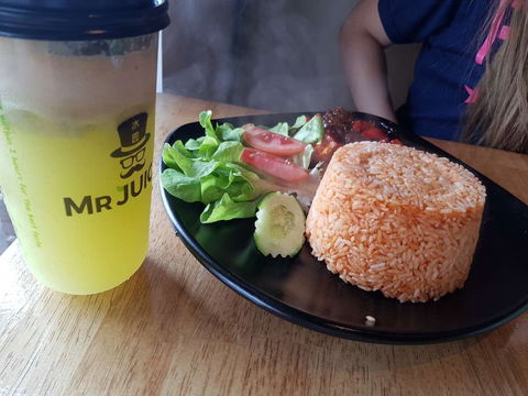 An Nhien - Hervey Bay Accommodation 0