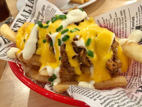 Belmont Tavern - Hervey Bay Accommodation 0