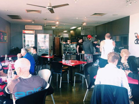Evolution Cafe - Tourism Hervey Bay 0