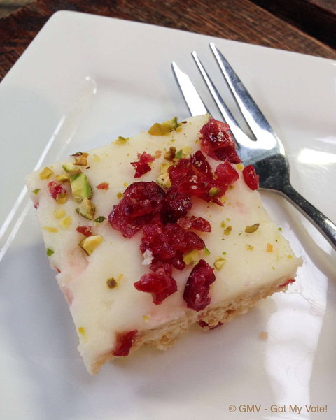 Artisti HQ - Hervey Bay Accommodation 0