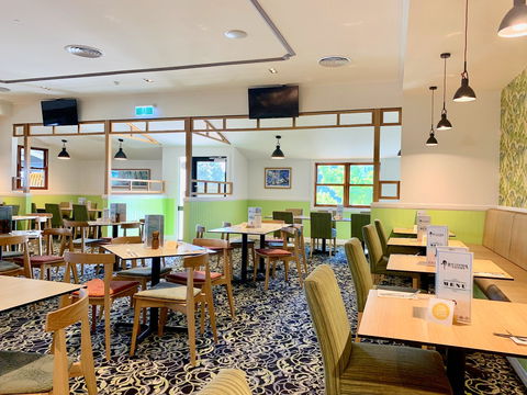 Bay Central Tavern - Tourism Hervey Bay 0