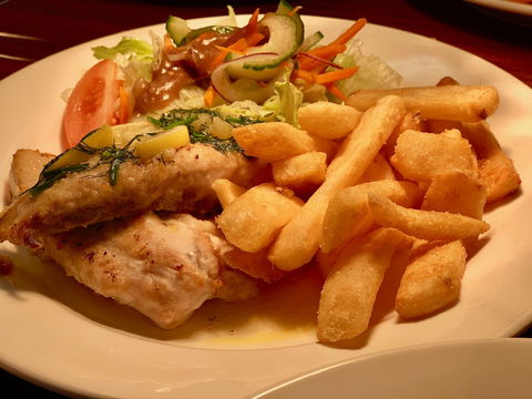 Bay Central Tavern - Tourism Hervey Bay 1