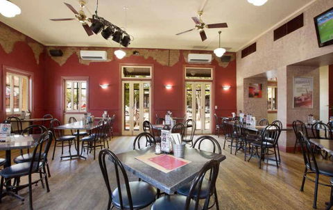 Standard Dave Pizza - Tourism Hervey Bay 0