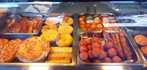 Vinata's Hot Bread - Hervey Bay Accommodation 0