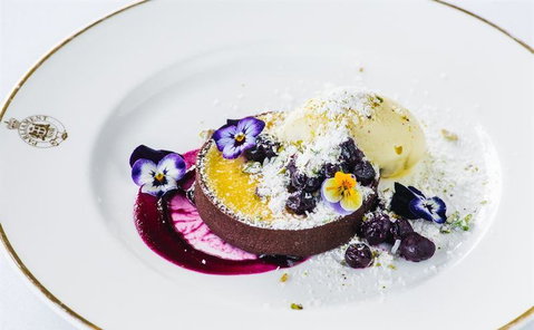SJ's Brasserie - Hervey Bay Accommodation 10