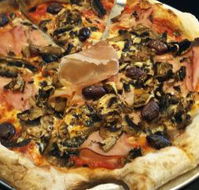 Uno Caffe  Pizzeria - Hervey Bay Accommodation