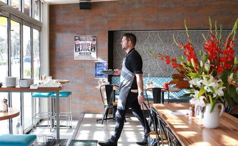 Australian Youth Hotel - Hervey Bay Accommodation 17