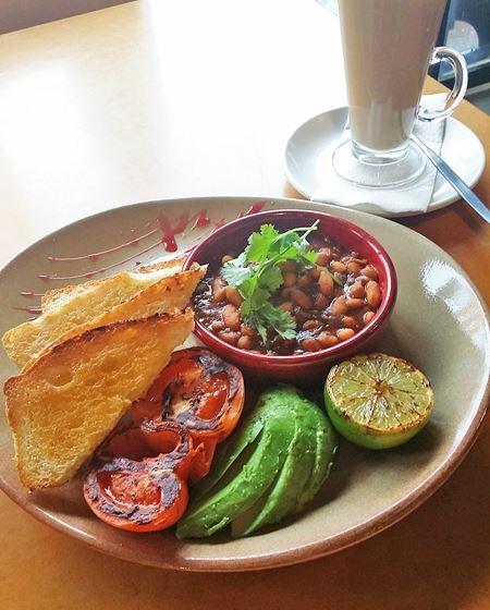 Agatha's Licensed Cafe - Hervey Bay Accommodation 10