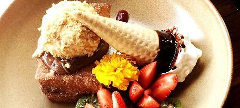 Agatha's Licensed Cafe - Hervey Bay Accommodation 3