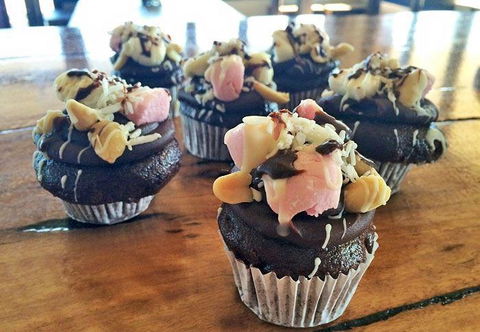 Blue Jay Cafe - Tourism Hervey Bay 6