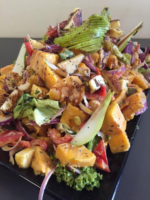 Cenzo's Cafe & Pizzeria - Tourism Hervey Bay 4