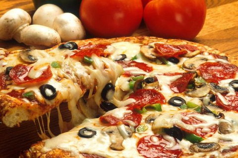 Cenzo's Cafe & Pizzeria - Tourism Hervey Bay 0