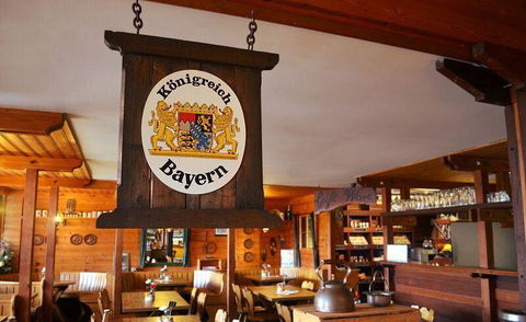 Lyndoch Bakery & Restaurant - Tourism Hervey Bay 7