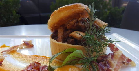 Insieme Ristorante - Hervey Bay Accommodation 19