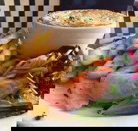 DJs Bistro - Hervey Bay Accommodation