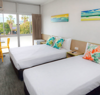 Palm Beach Hotel - Tourism Hervey Bay