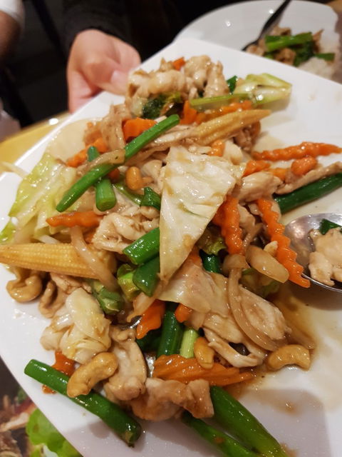 Amphawa Thai Restaurant - Hervey Bay Accommodation 5