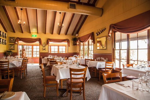 Il Cacciatore Restaurant - Hervey Bay Accommodation 0