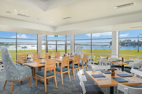 Aqua Restaurant (The Westport Club) - Hervey Bay Accommodation 0